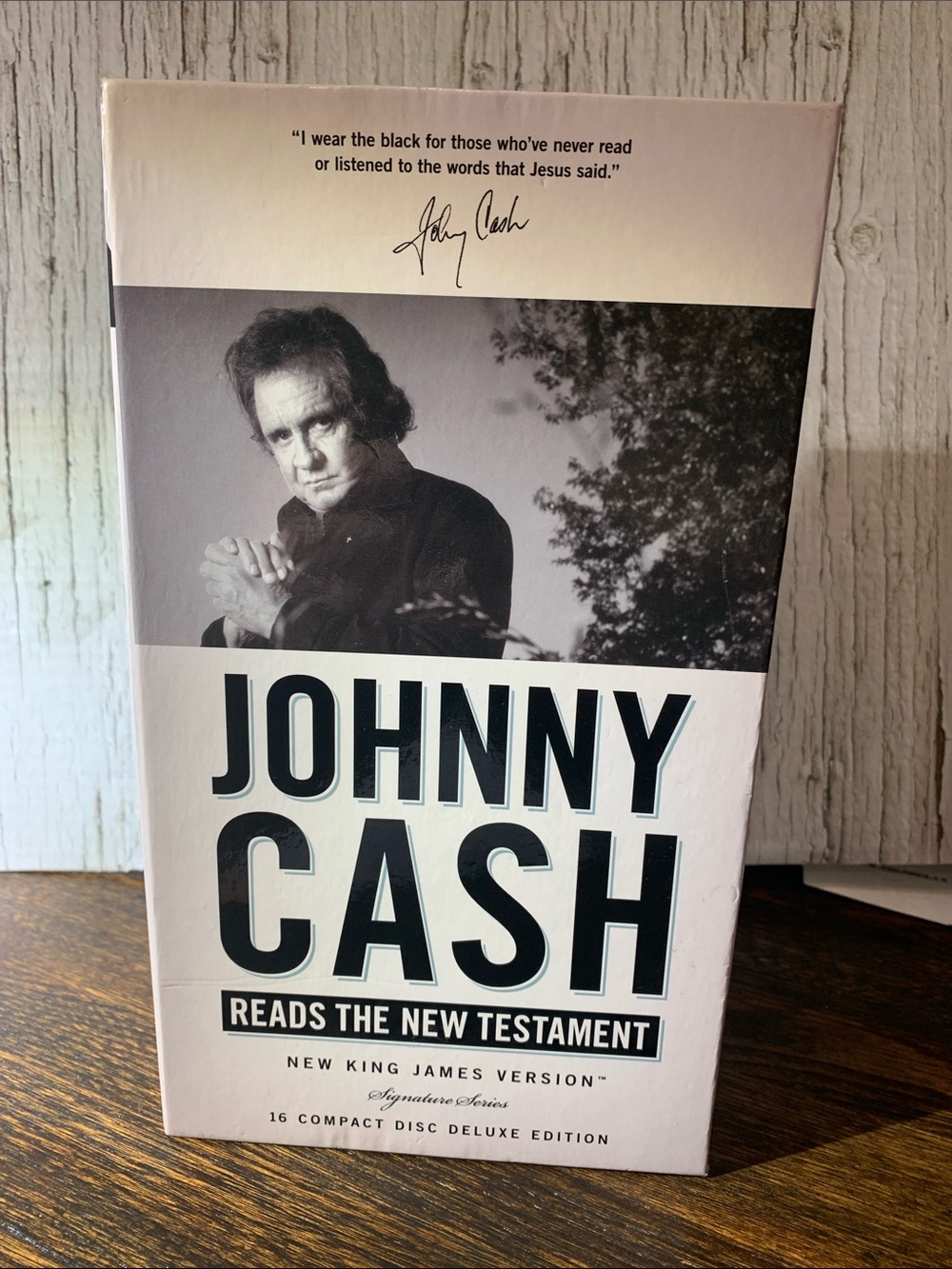 Johnny Cash Reads The New Testament - 16 CD Set